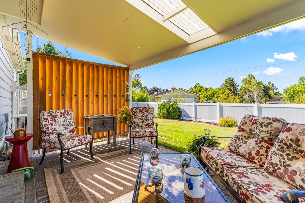 Billings, Montana 59105, United States, 4 Bedrooms Bedrooms, ,3 BathroomsBathrooms,Residential,Pending,23262