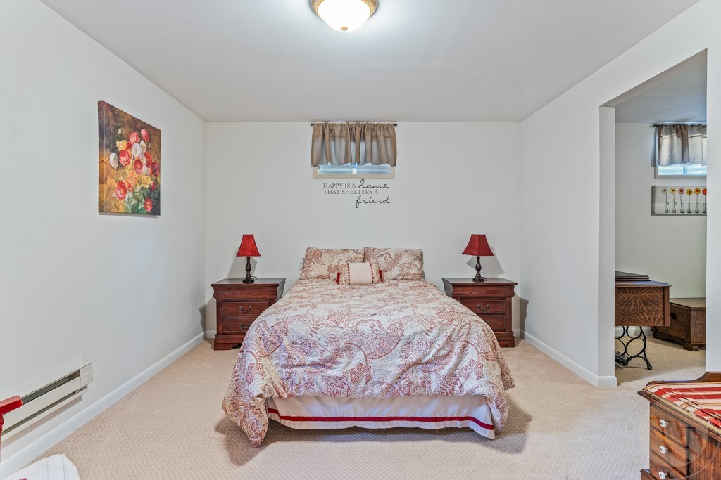 Billings, Montana 59105, United States, 4 Bedrooms Bedrooms, ,3 BathroomsBathrooms,Residential,Pending,23262