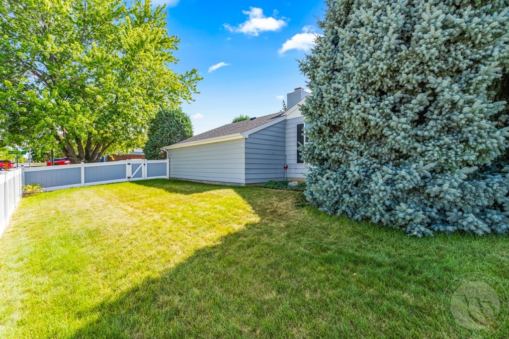 Billings, Montana 59105, United States, 4 Bedrooms Bedrooms, ,3 BathroomsBathrooms,Residential,Pending,23262