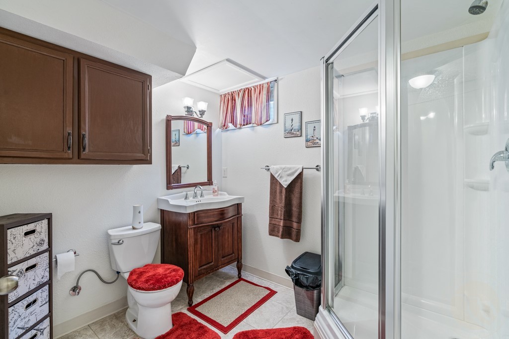 Billings, Montana 59105, United States, 4 Bedrooms Bedrooms, ,3 BathroomsBathrooms,Residential,Pending,23262