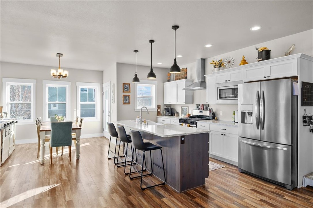 1616 Island View Drive