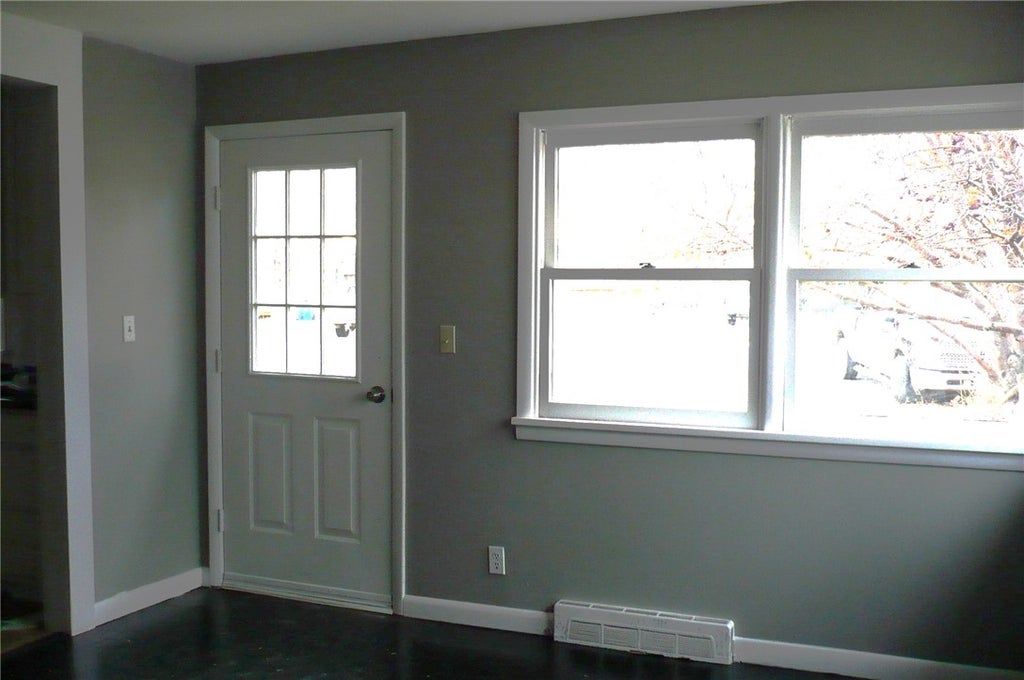 Photo of 515 E Broadway Avenue Ave, Bridger, MT 59014 (MLS # 357042)