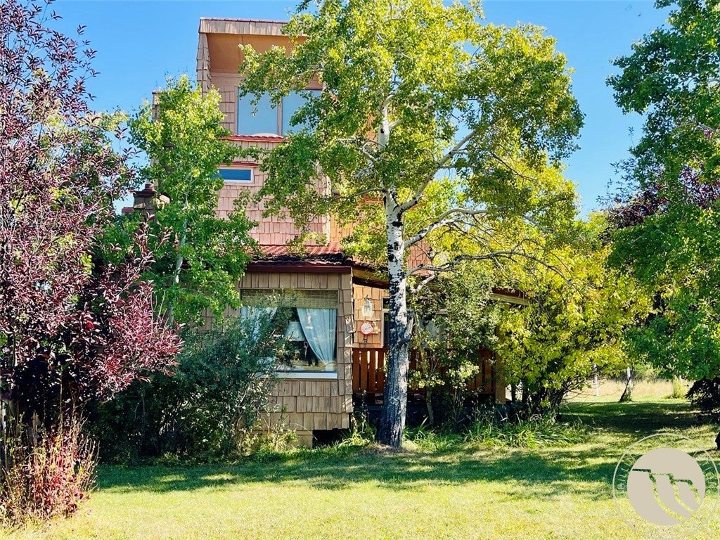 Photo of 23 Willow Drive, Red Lodge, MT 59068 (MLS # 357409)