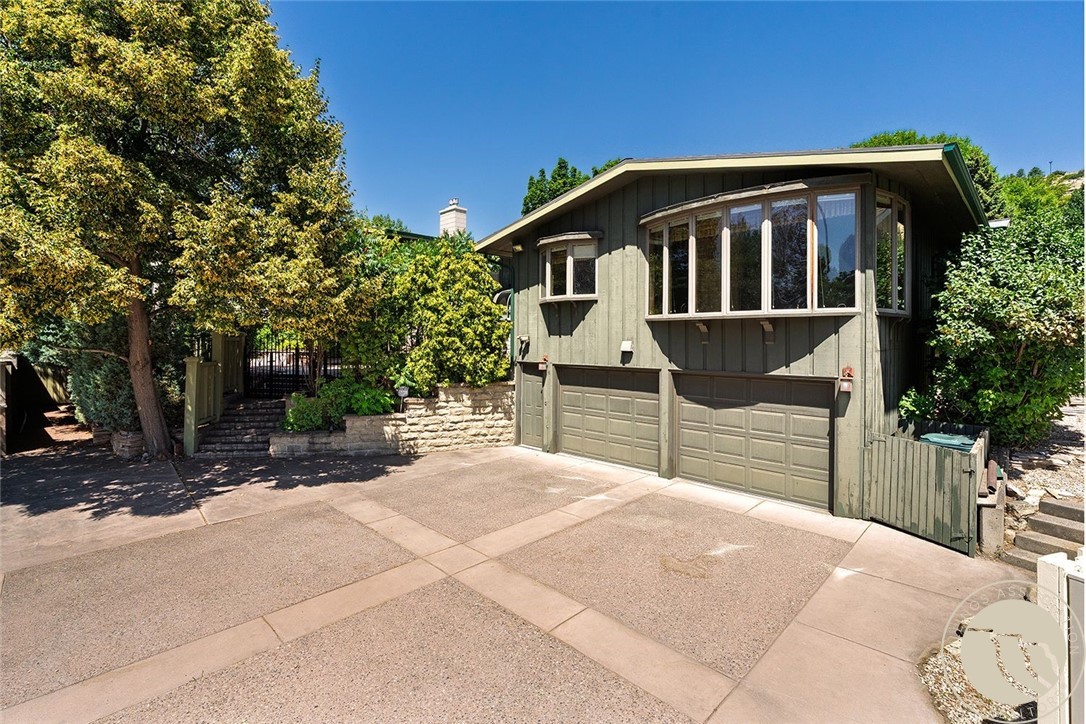1214 Linhaven Way