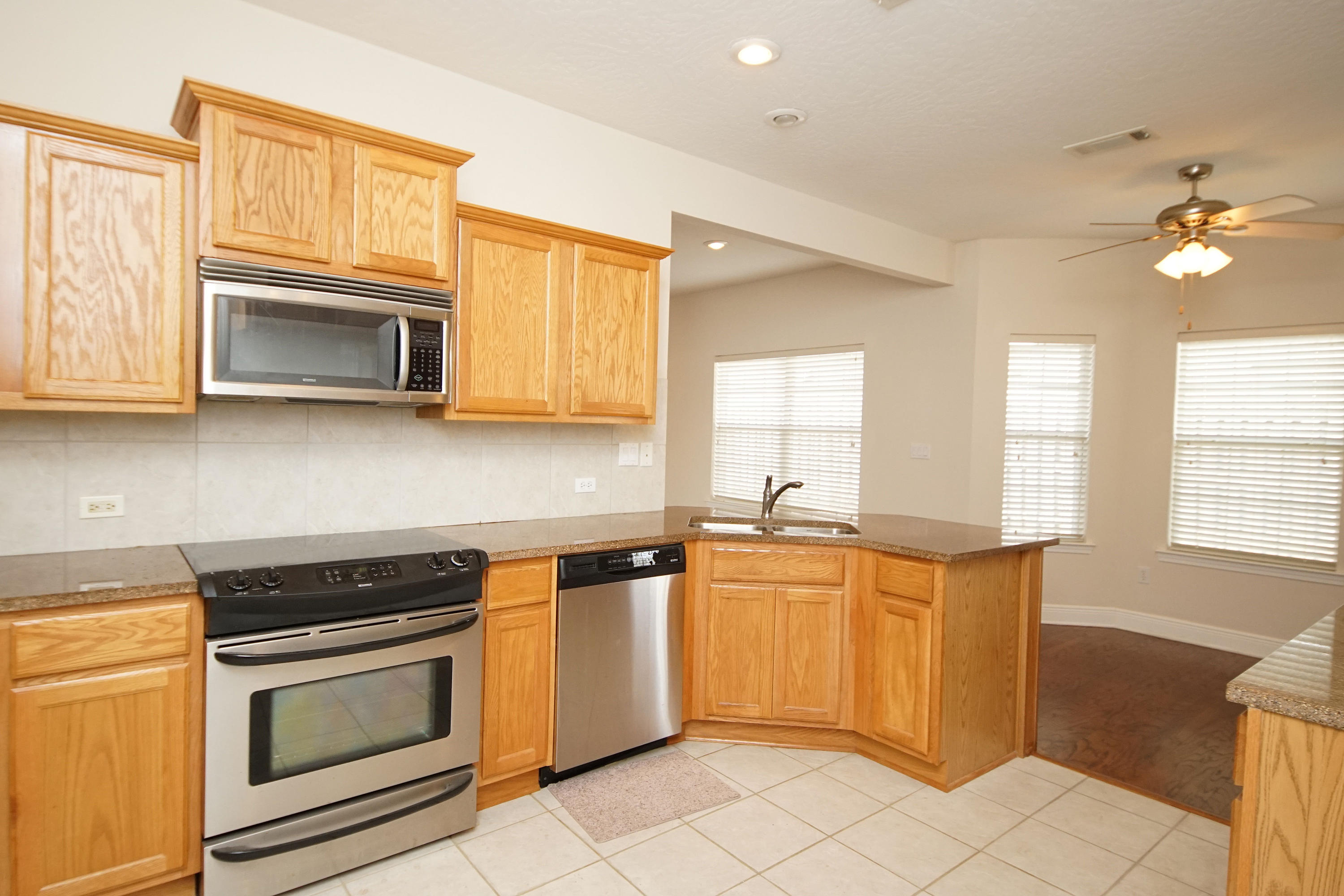 BRIDGEPORT COLONY - Residential