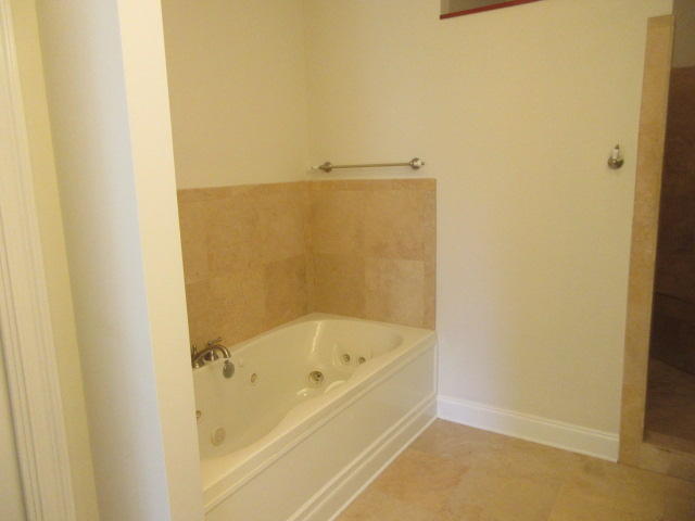 KELL-AIRE GARDENS - Residential