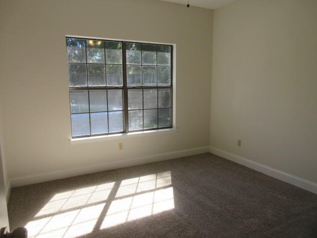 KELL-AIRE GARDENS - Residential