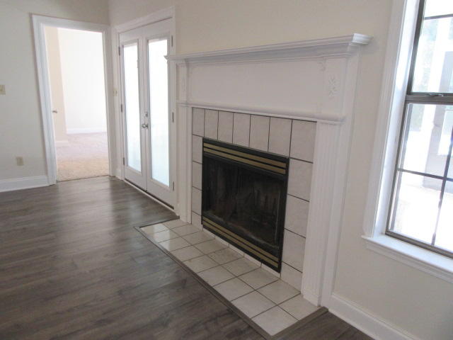 KELL-AIRE GARDENS - Residential