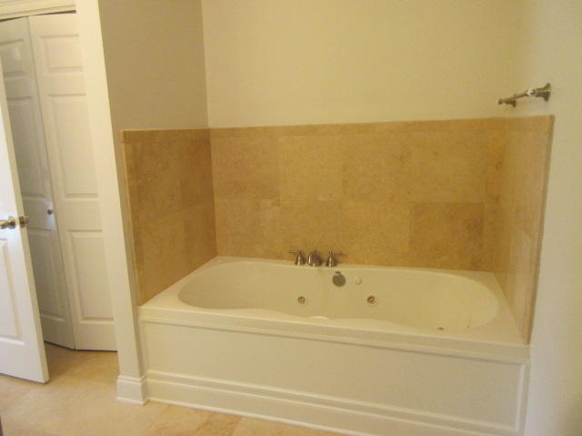 KELL-AIRE GARDENS - Residential