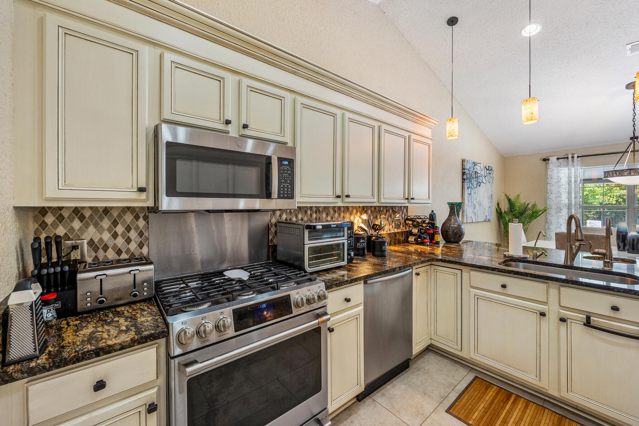 DRIFTWOOD ESTATES - Residential