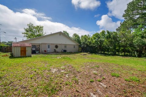 A home in Fort Walton Beach