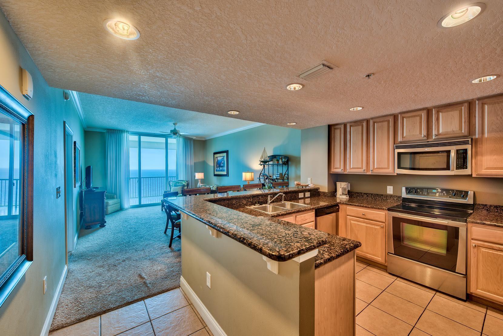 PALAZZO CONDOMINIUM - Residential