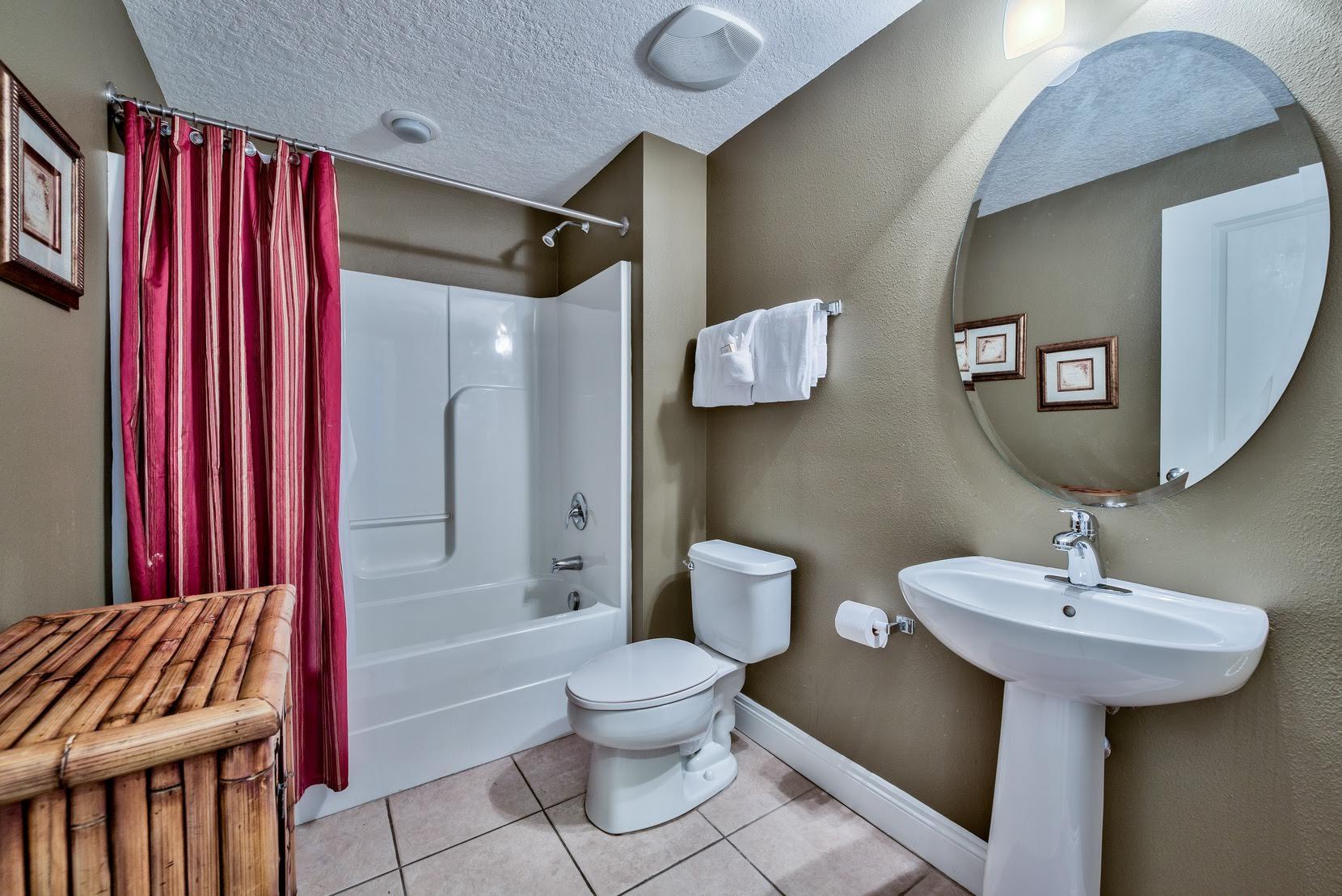 PALAZZO CONDOMINIUM - Residential