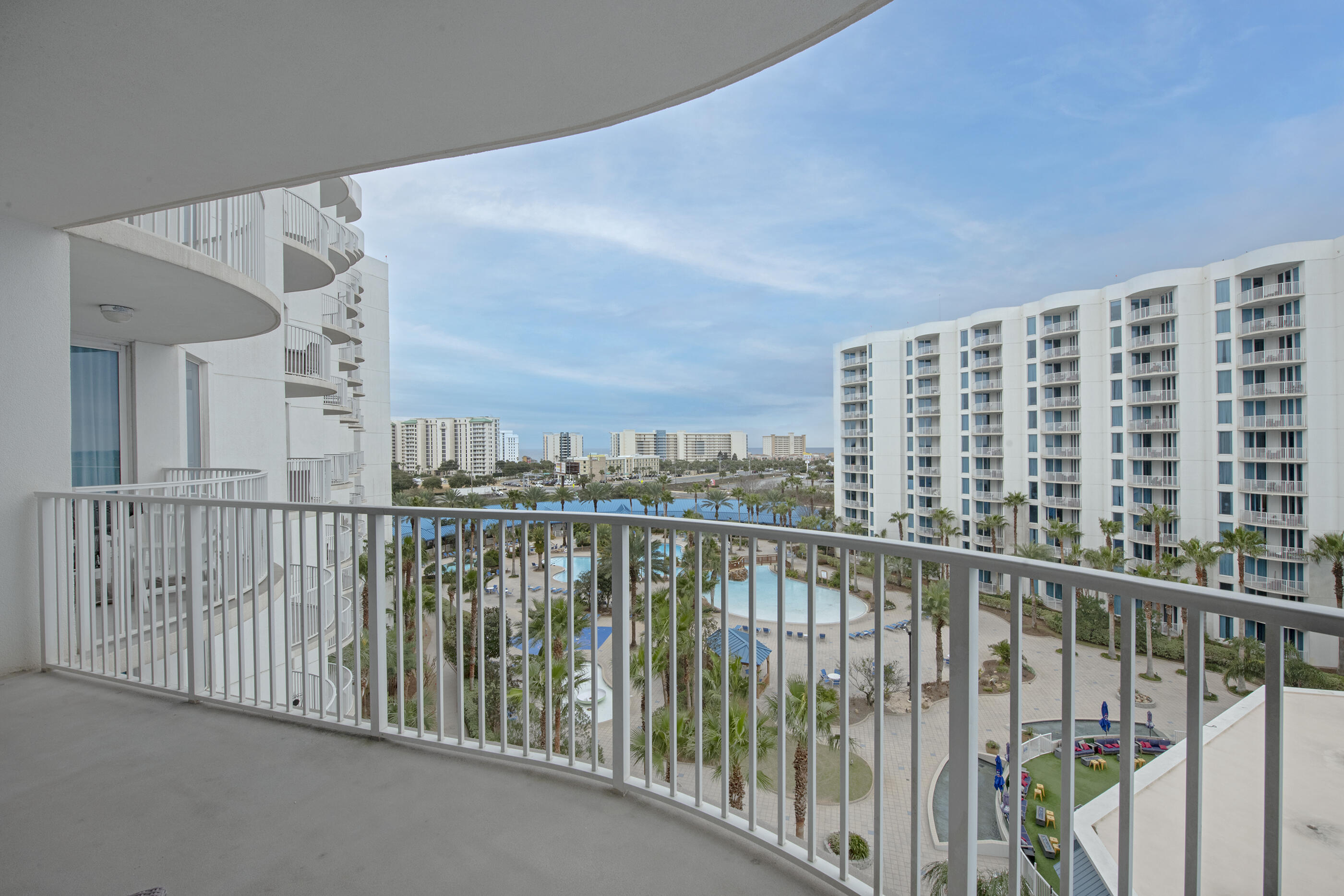 THE PALMS OF DESTIN - Residential