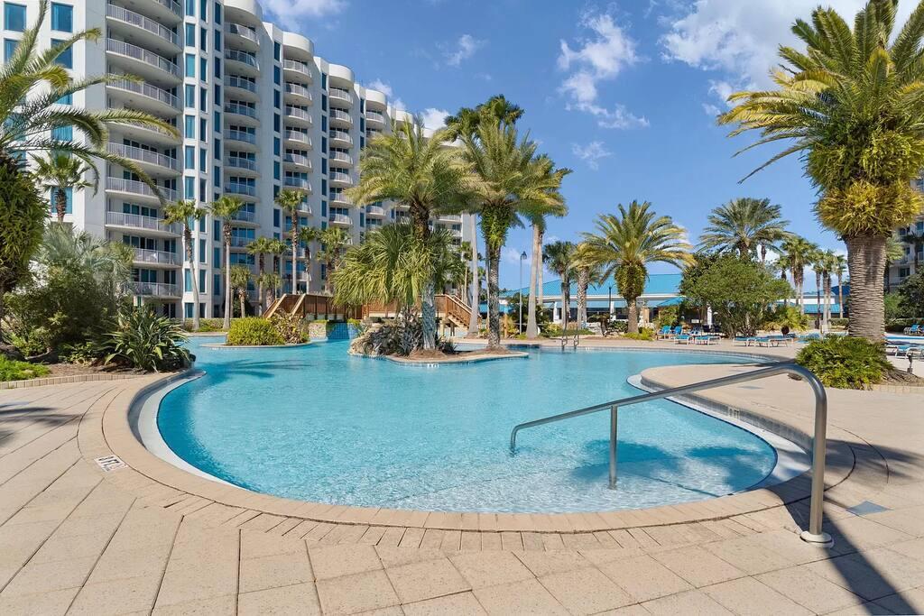 THE PALMS OF DESTIN - Residential