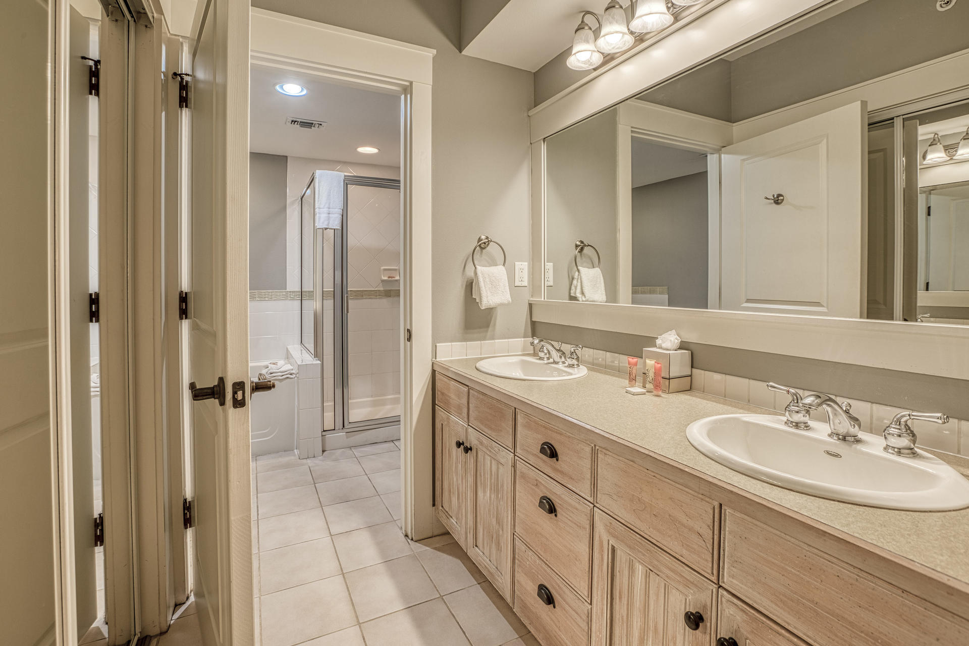 Pilot House - Residential