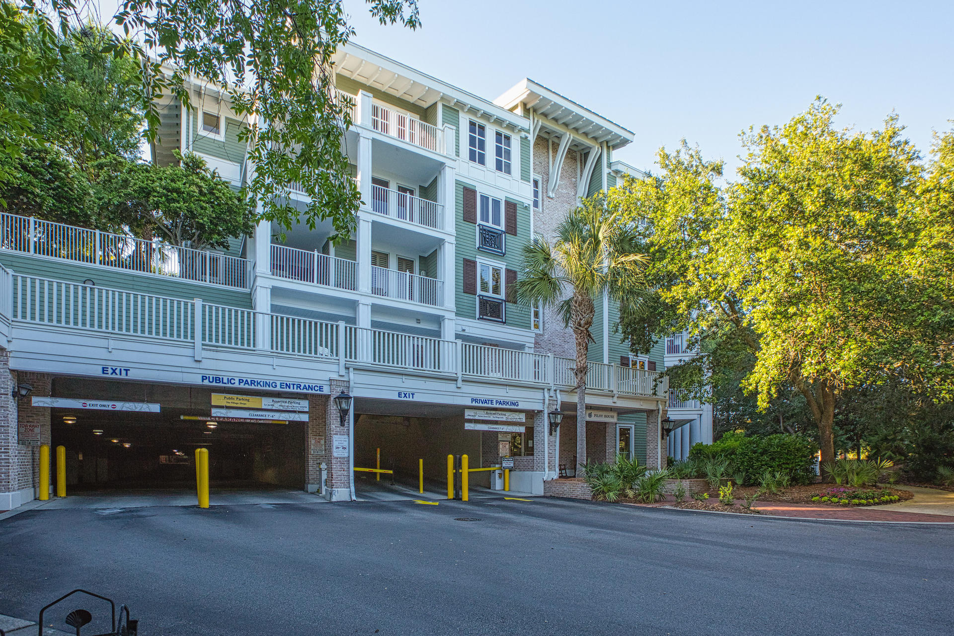 Pilot House - Residential