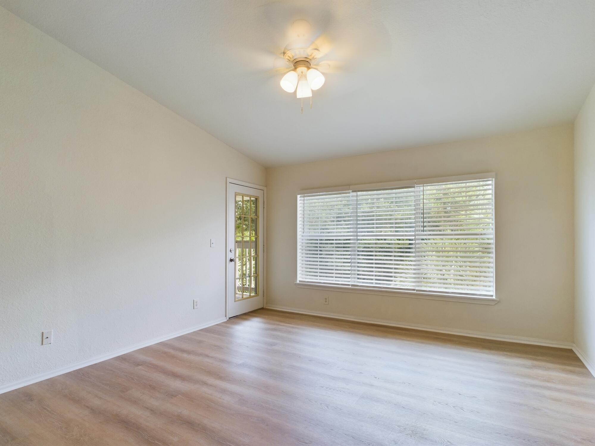 INDIAN LAKE - Residential