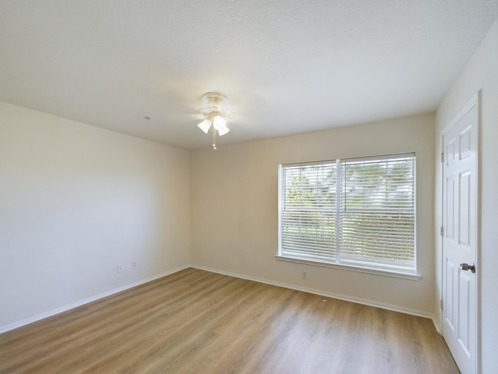 INDIAN LAKE - Residential