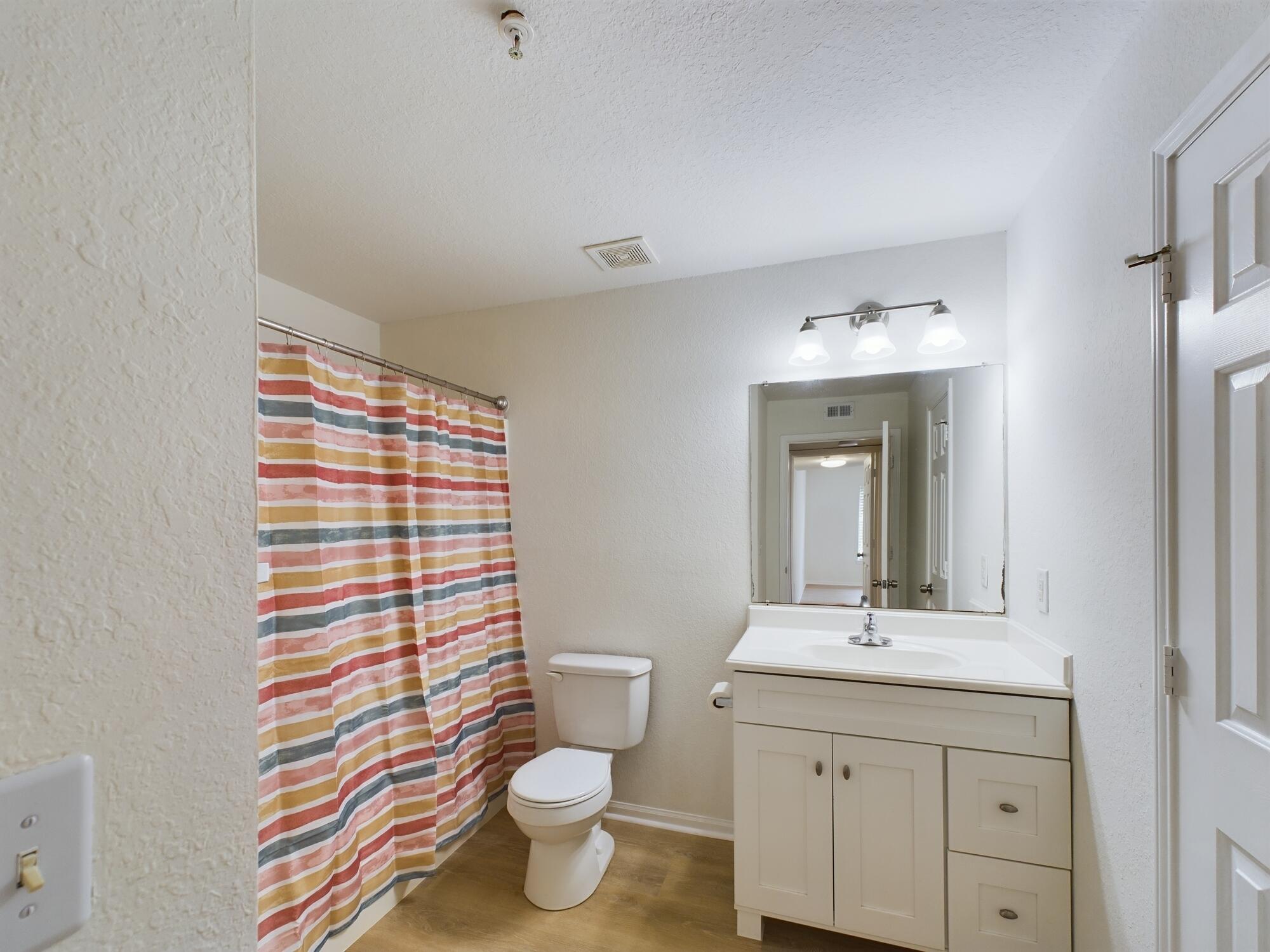 INDIAN LAKE - Residential