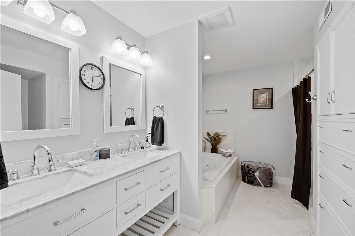 Kenwood - Residential