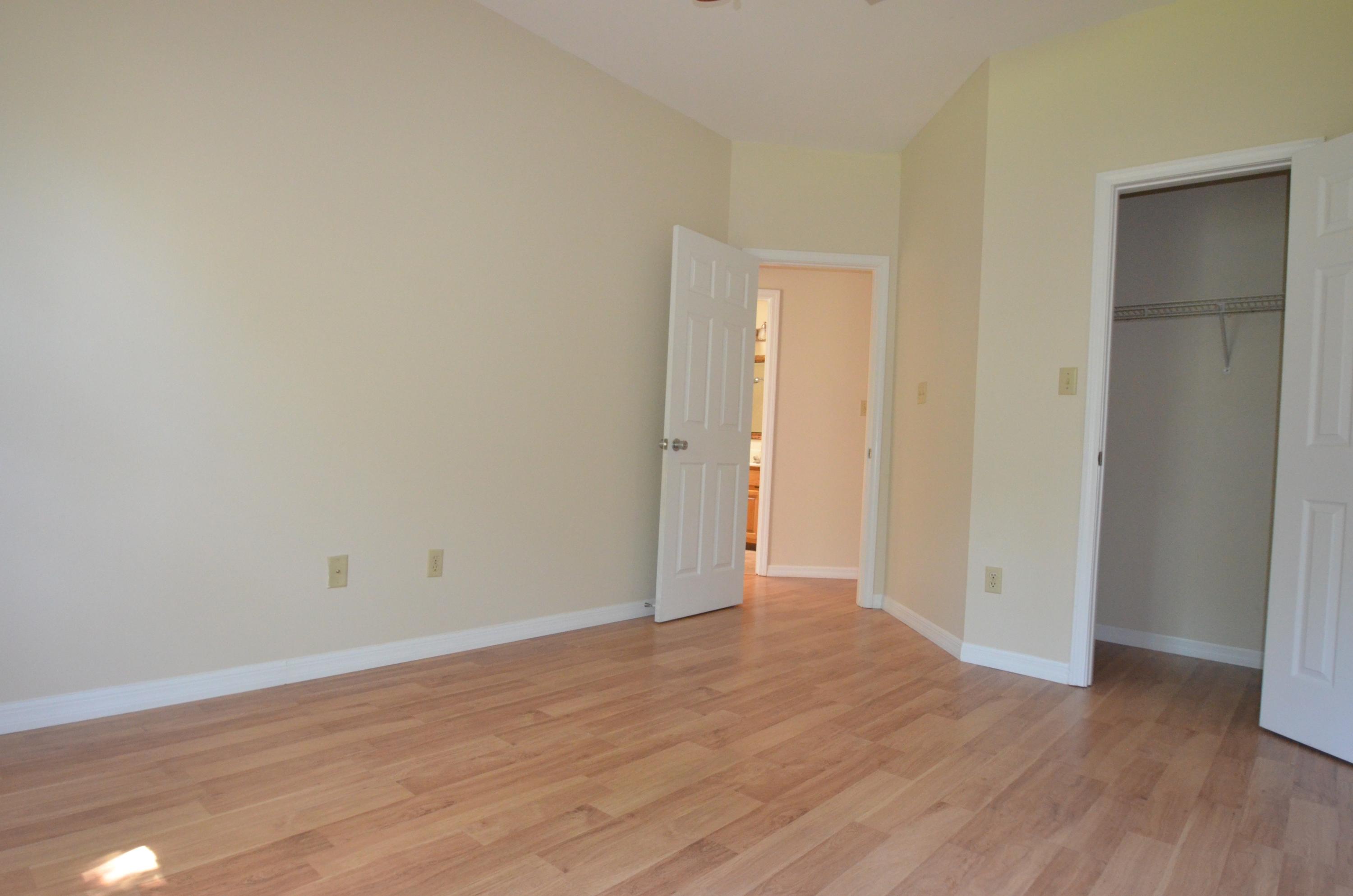 FOX DEN - Residential