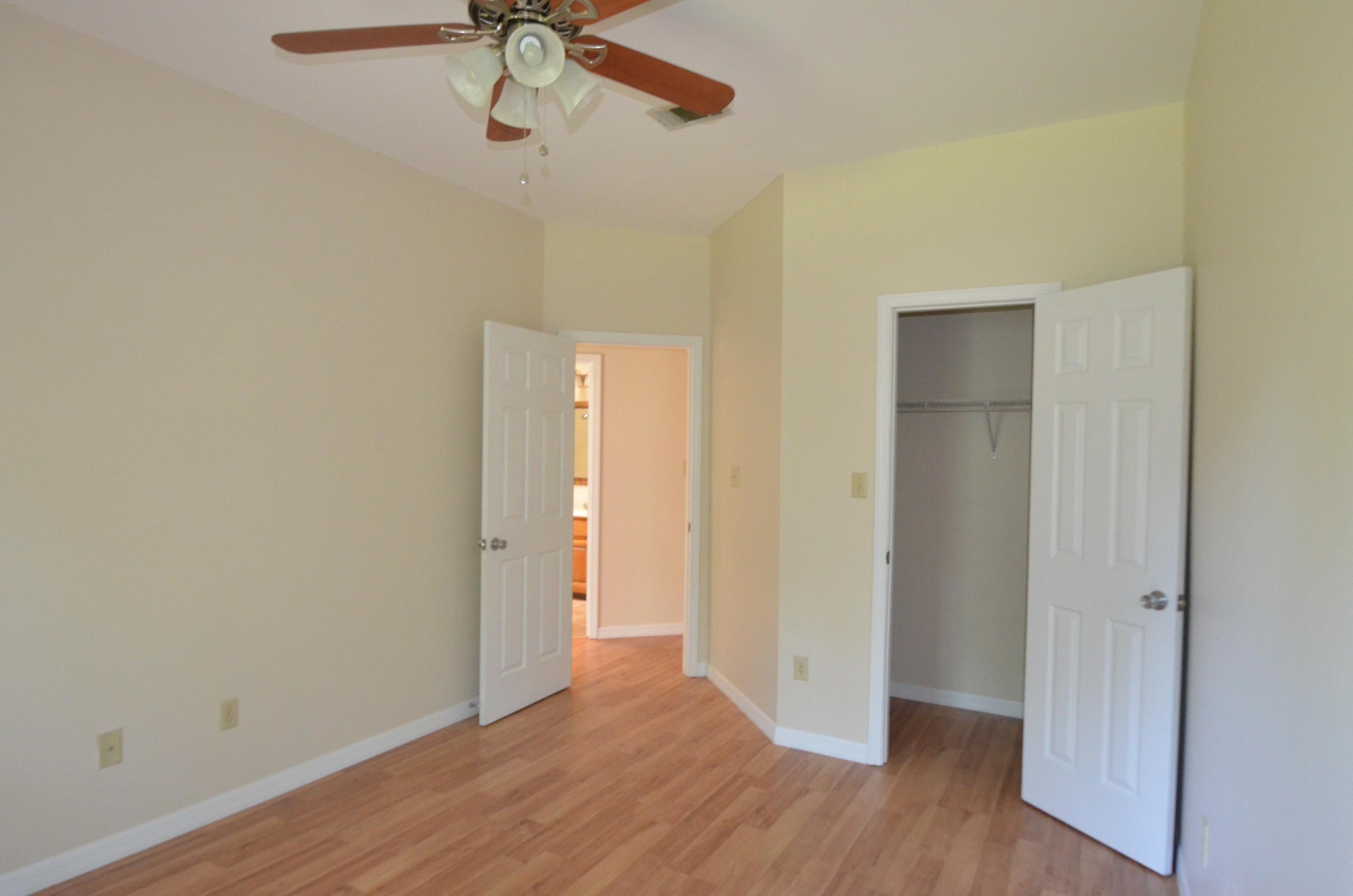 FOX DEN - Residential