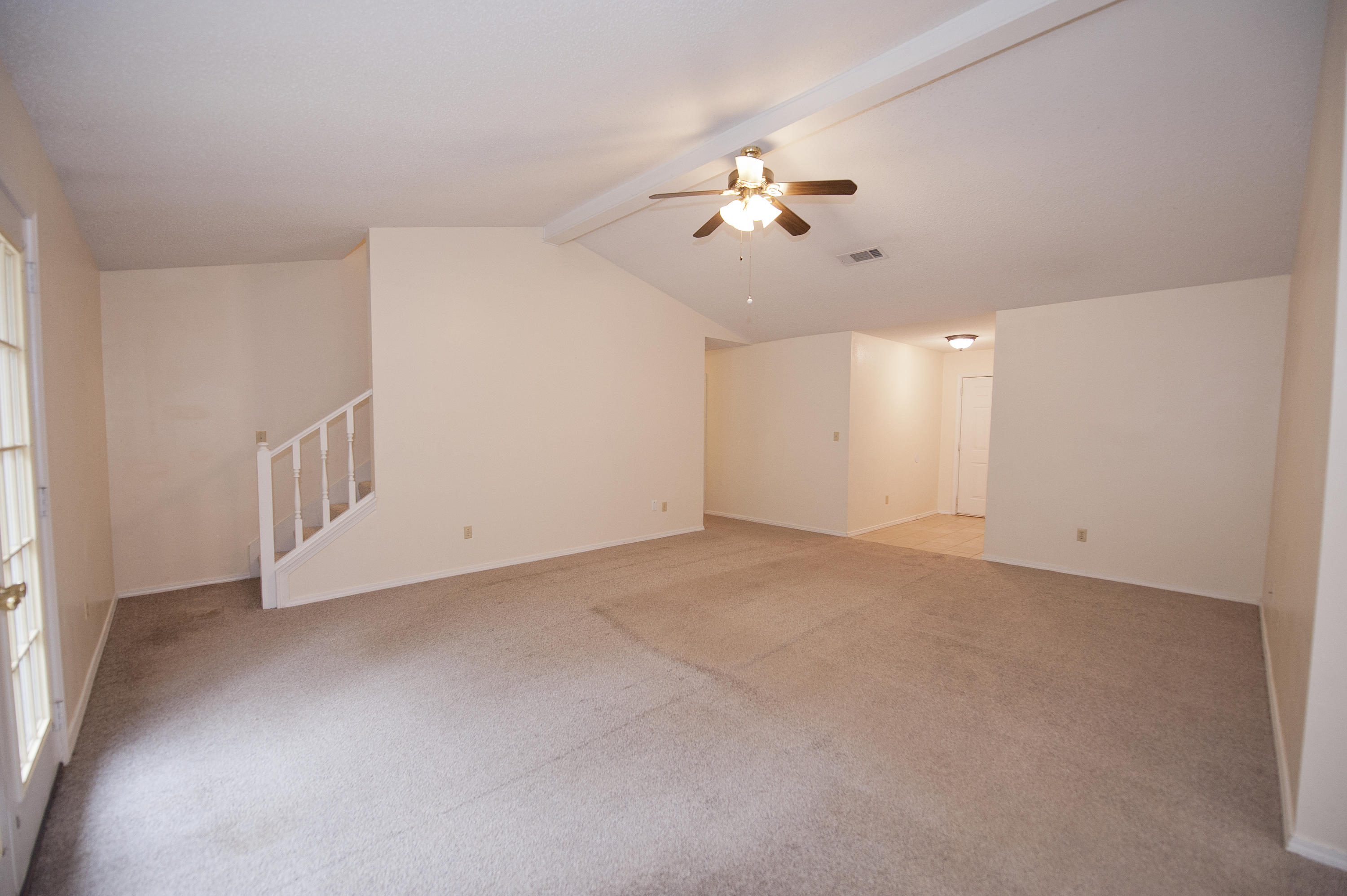 COLLEGE OAKS - Residential