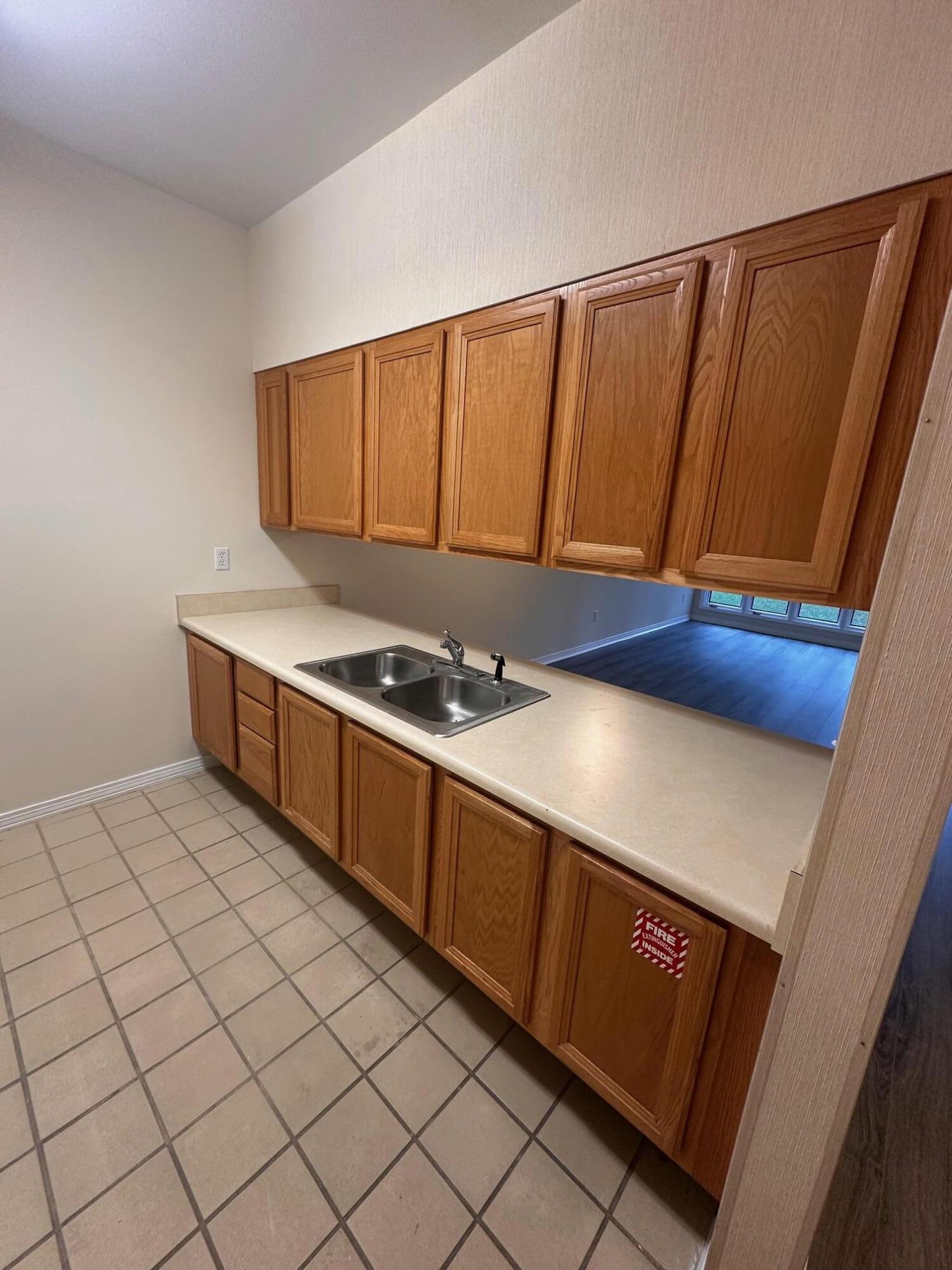 GOLF VILLA CONDOMINIUMS AT BLU - Residential Lease