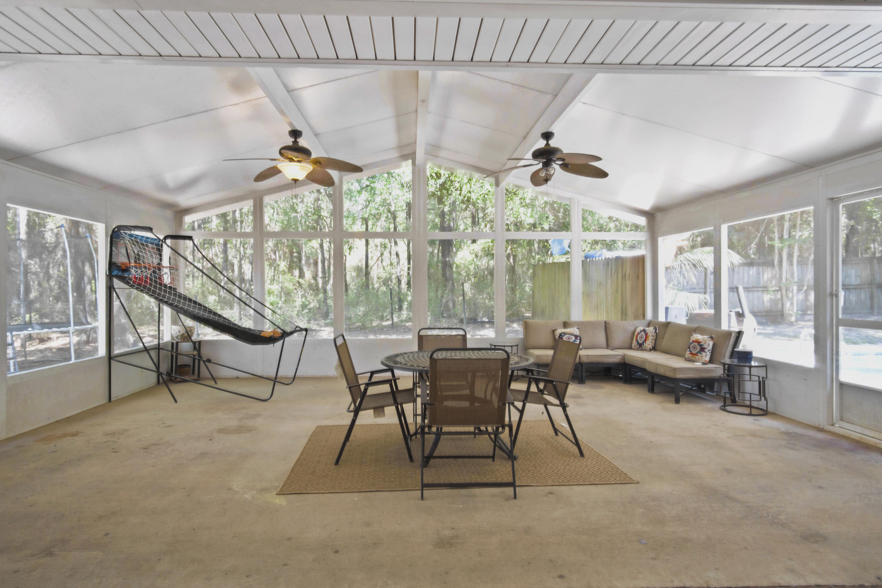 SILVER OAKS PH 1 - Residential