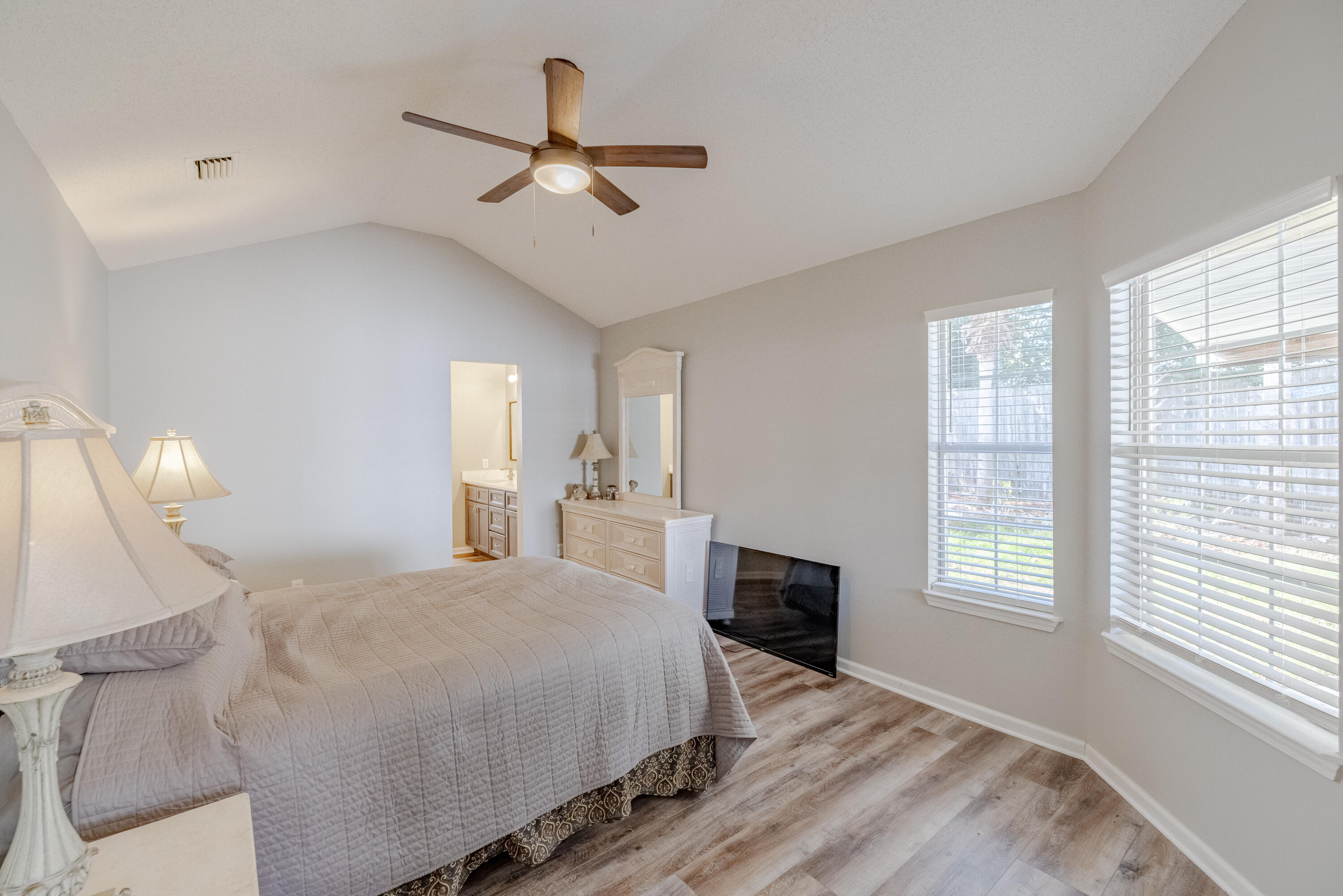 EL CENTRO BEACH - Residential