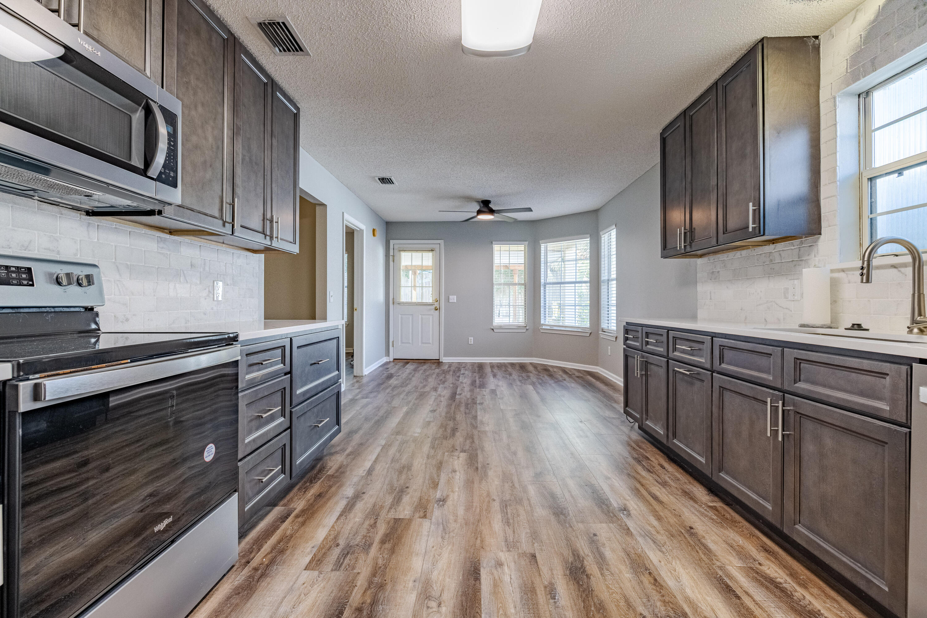 EL CENTRO BEACH - Residential