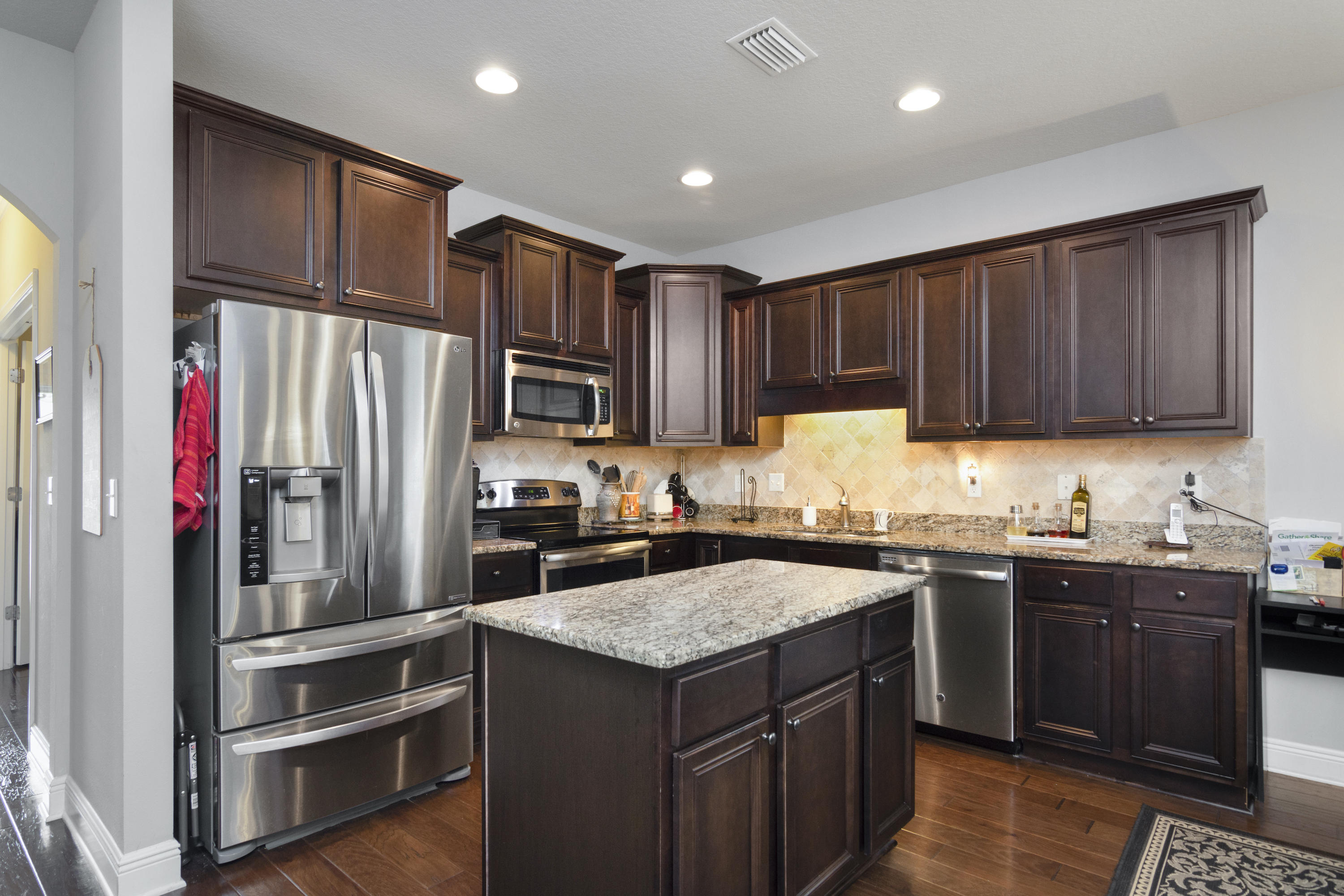 DRIFTWOOD ESTATES - Residential