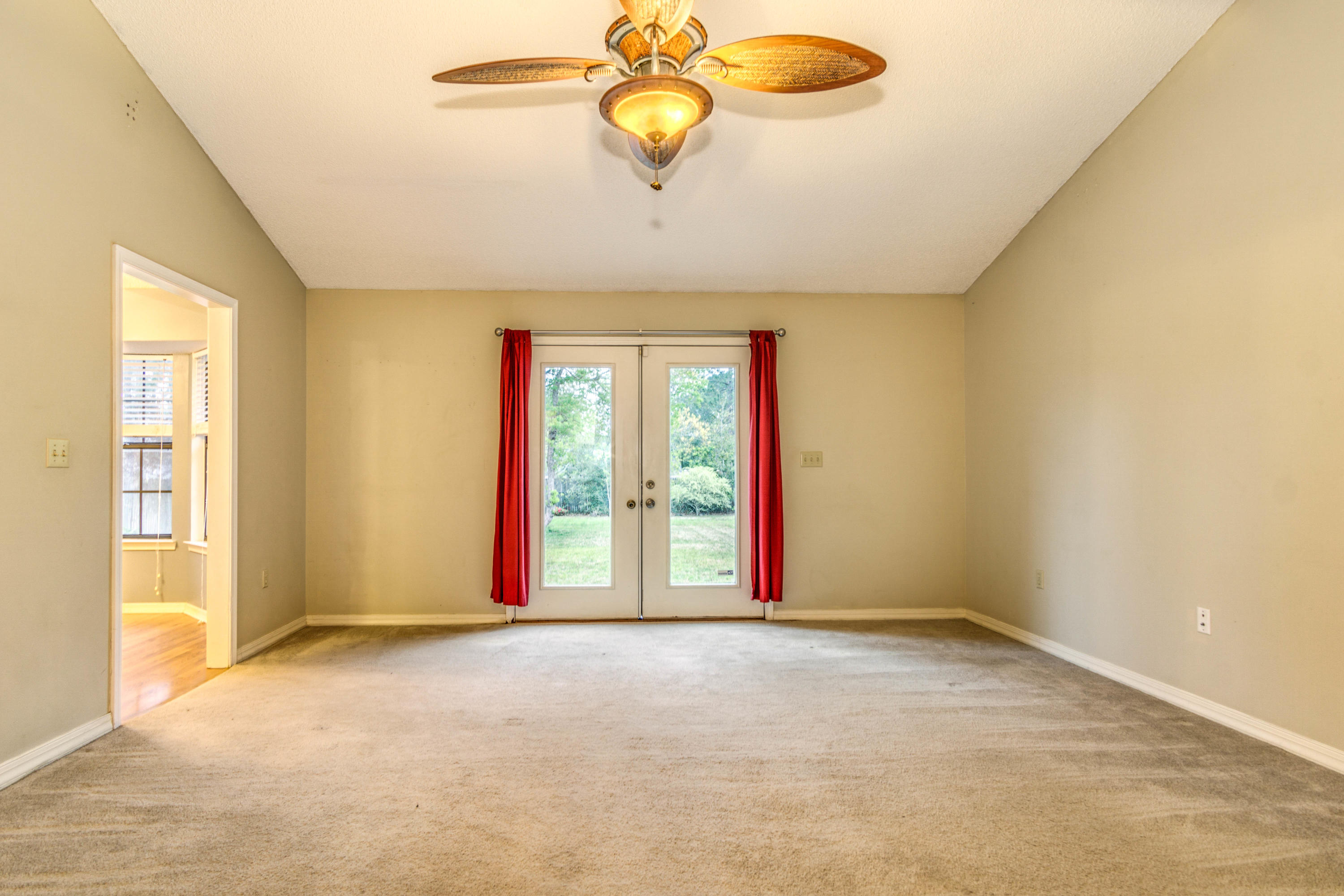 NORTHVIEW ESTATES 4TH ADDN - Residential