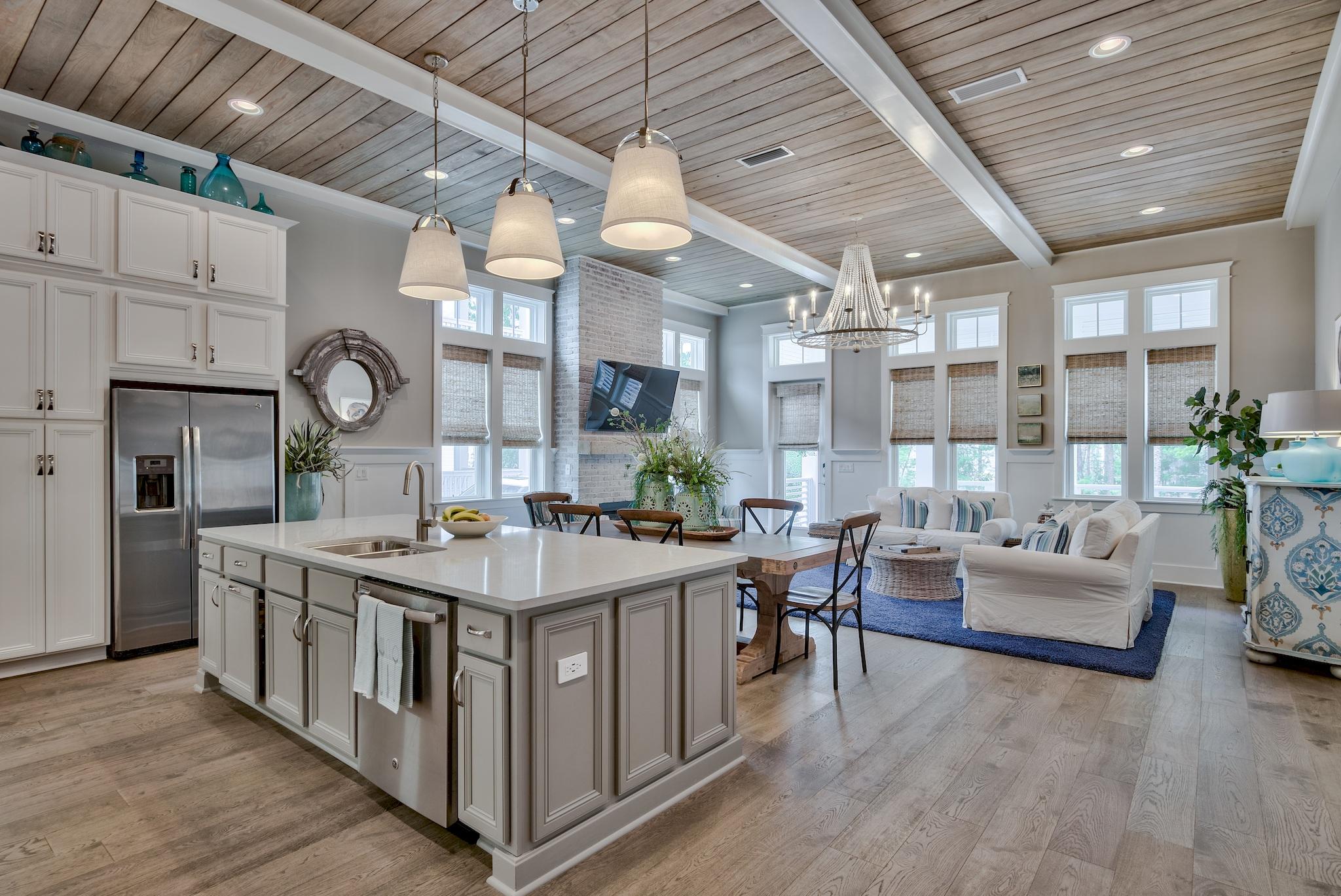 HIGHLAND PARKS - Residential