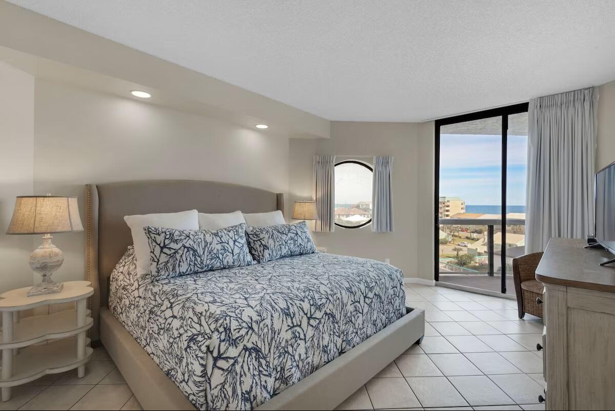 DESTIN SURFSIDE CONDO - Residential