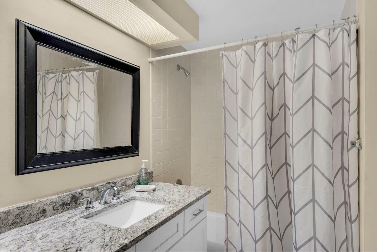 DESTIN SURFSIDE CONDO - Residential