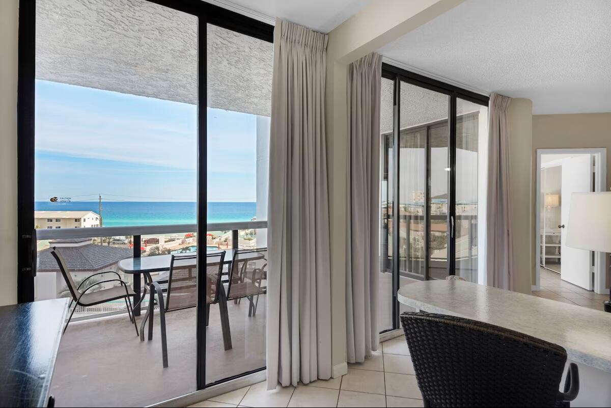 DESTIN SURFSIDE CONDO - Residential