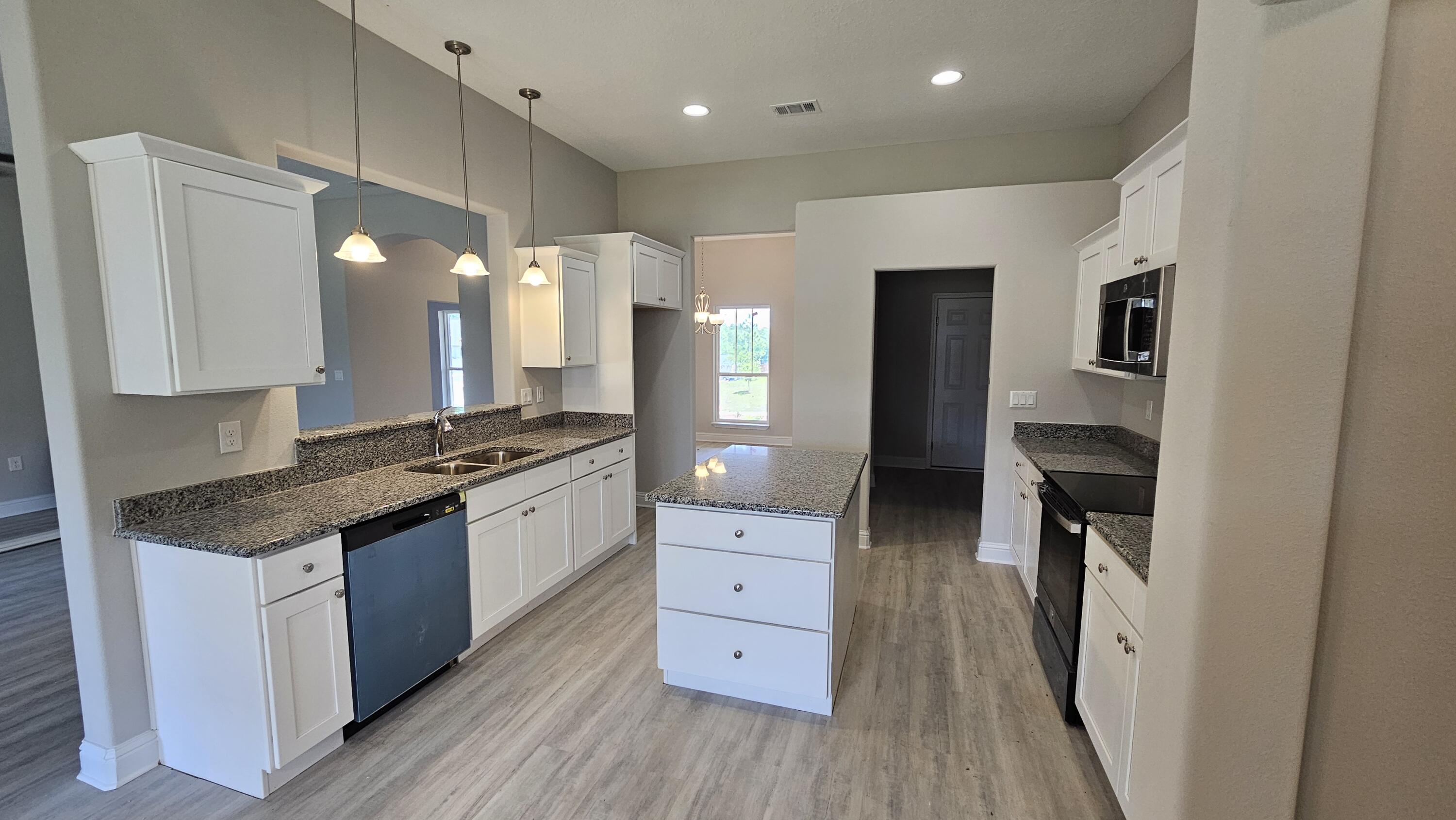 BROOKE ESTATES PHASE II - Residential