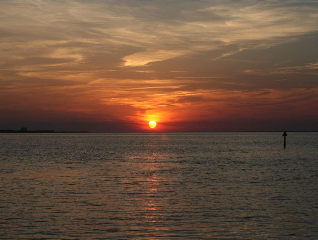 HIDDEN DUNES BEACH VILLAS - Residential