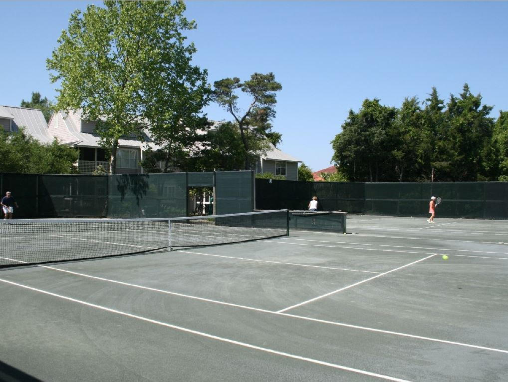 HIDDEN DUNES BEACH VILLAS - Residential