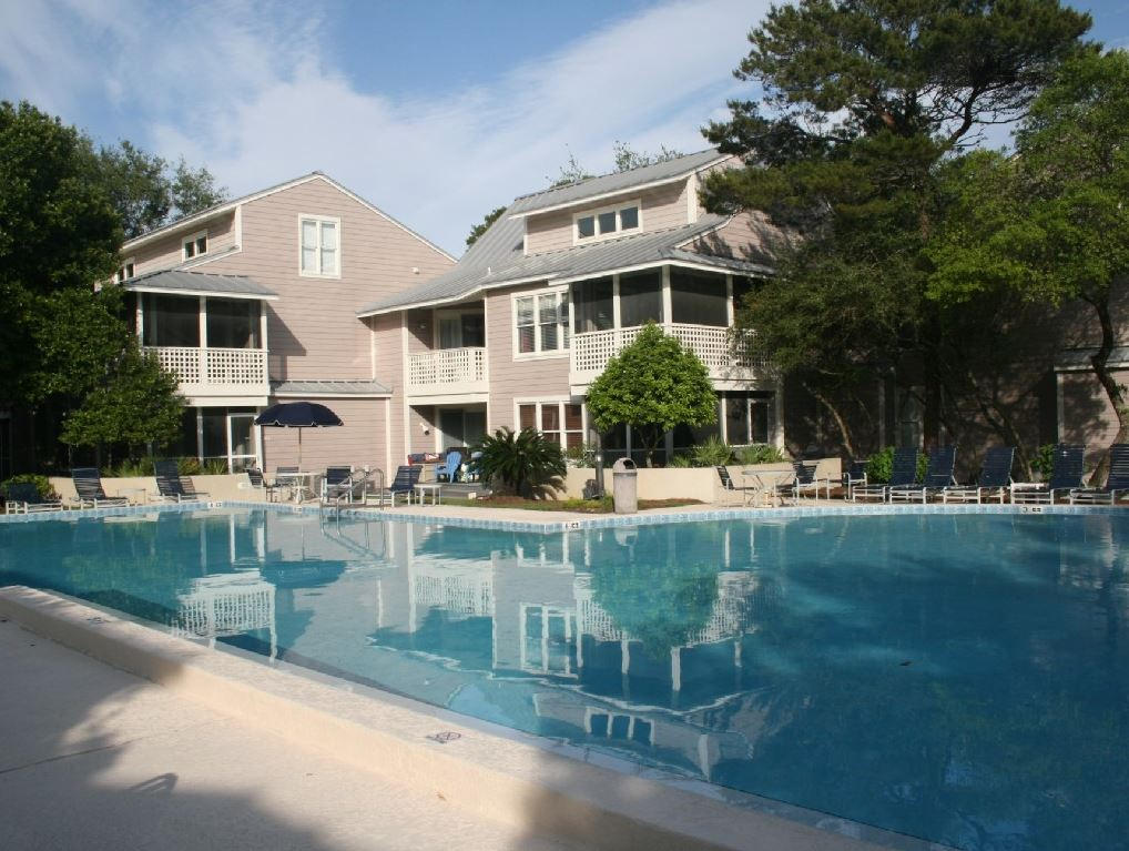 HIDDEN DUNES BEACH VILLAS - Residential