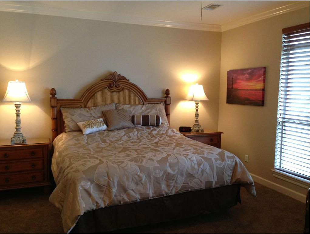 HIDDEN DUNES BEACH VILLAS - Residential