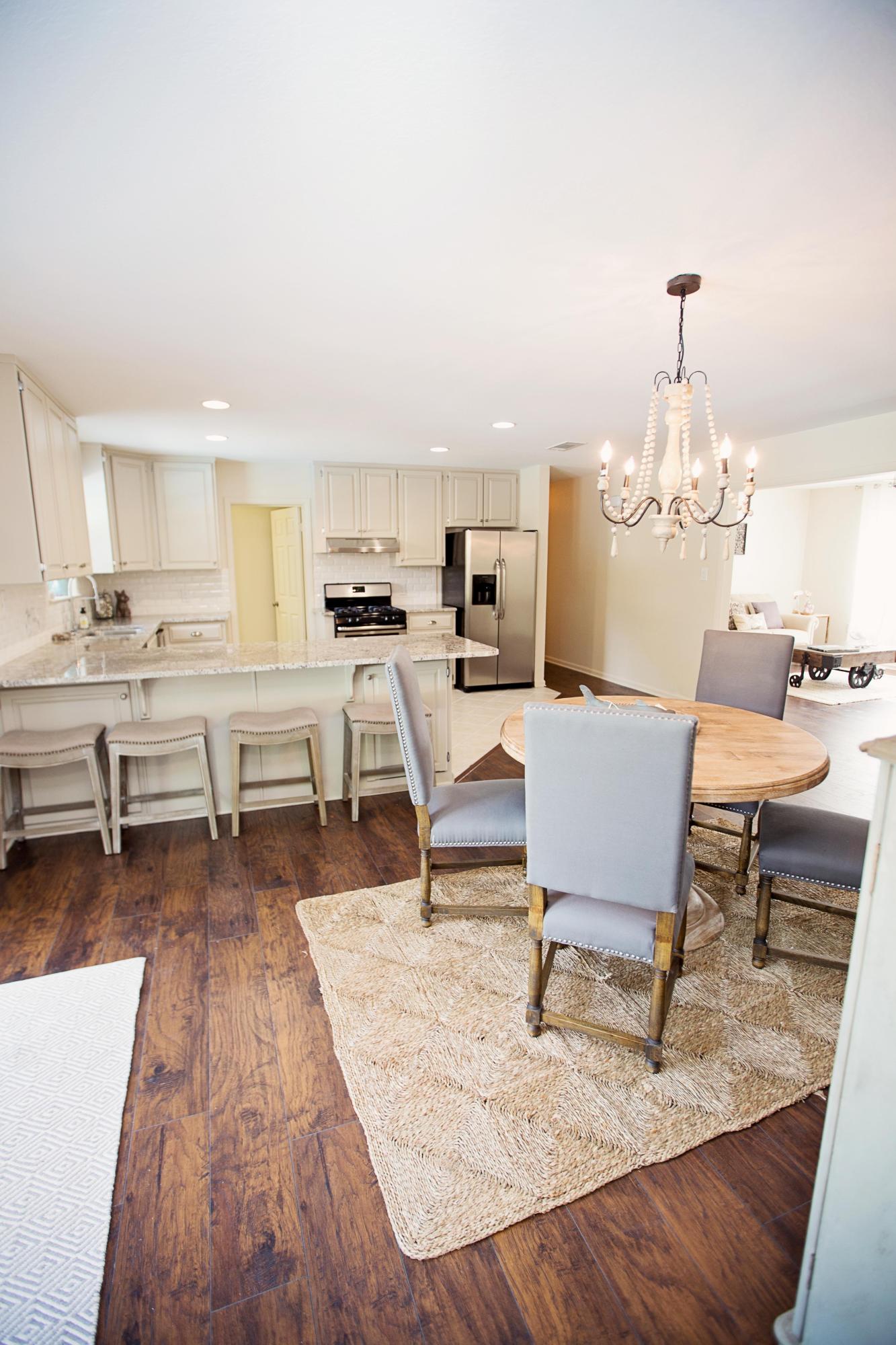 COMMODORE PLACE - Residential