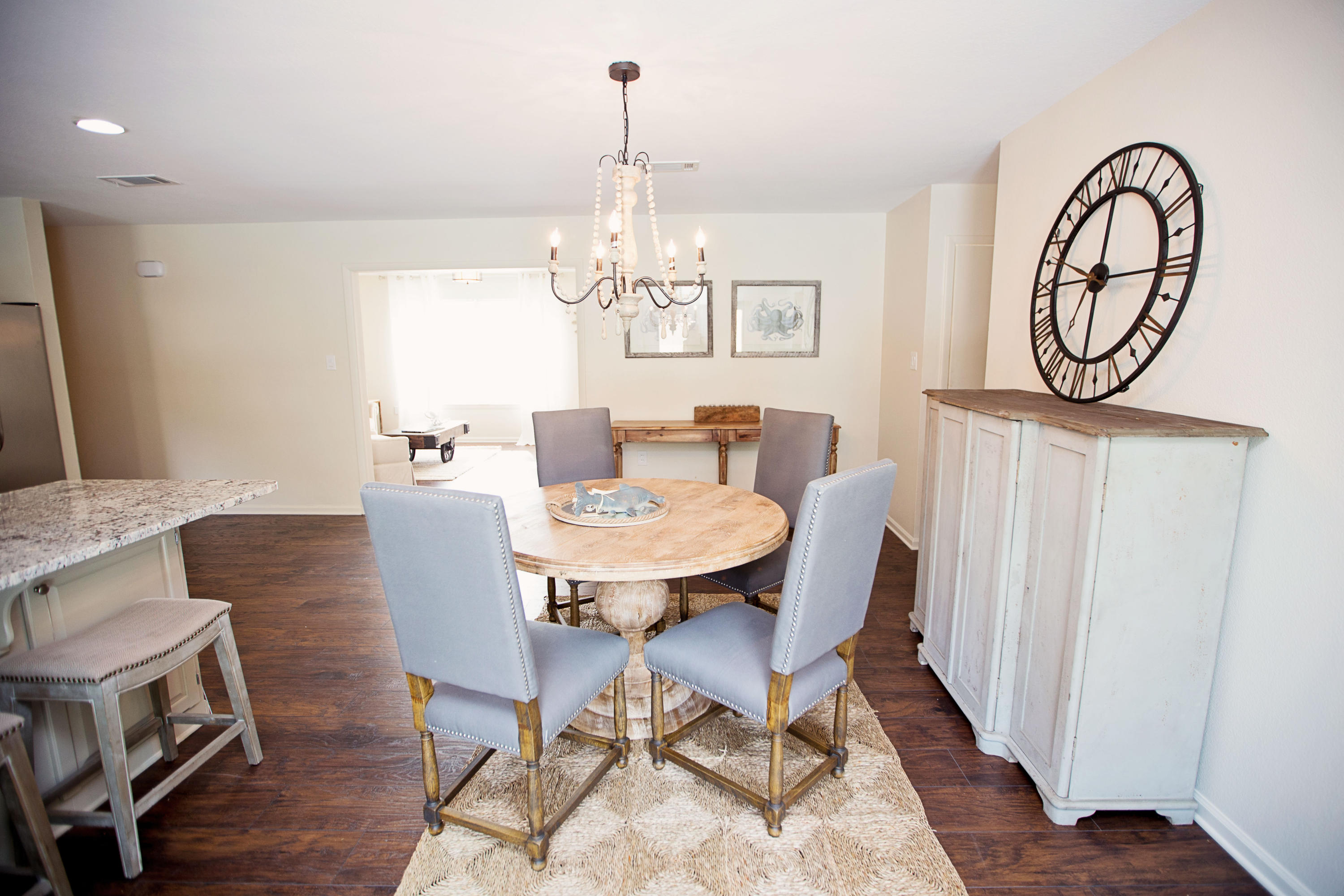 COMMODORE PLACE - Residential