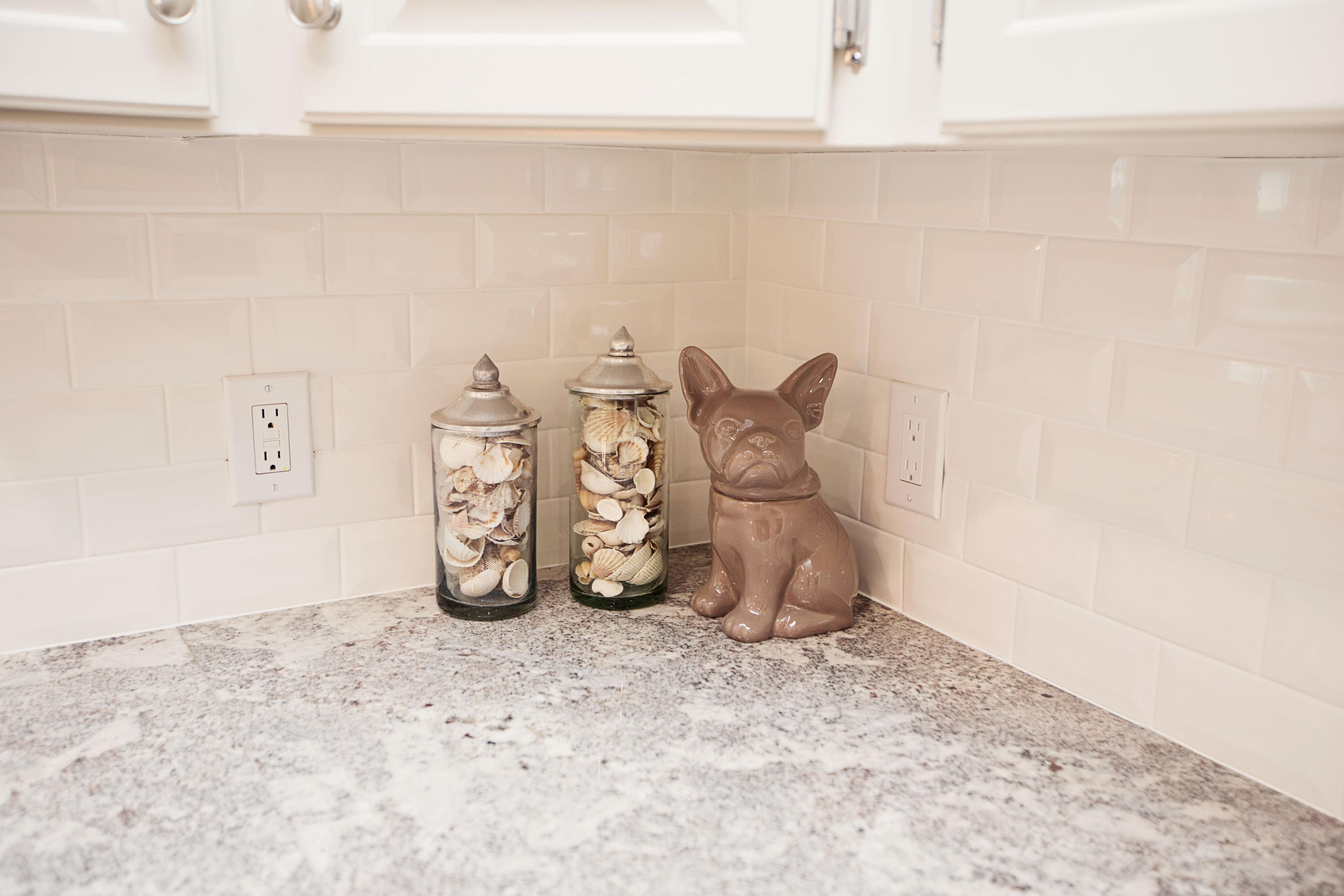 COMMODORE PLACE - Residential