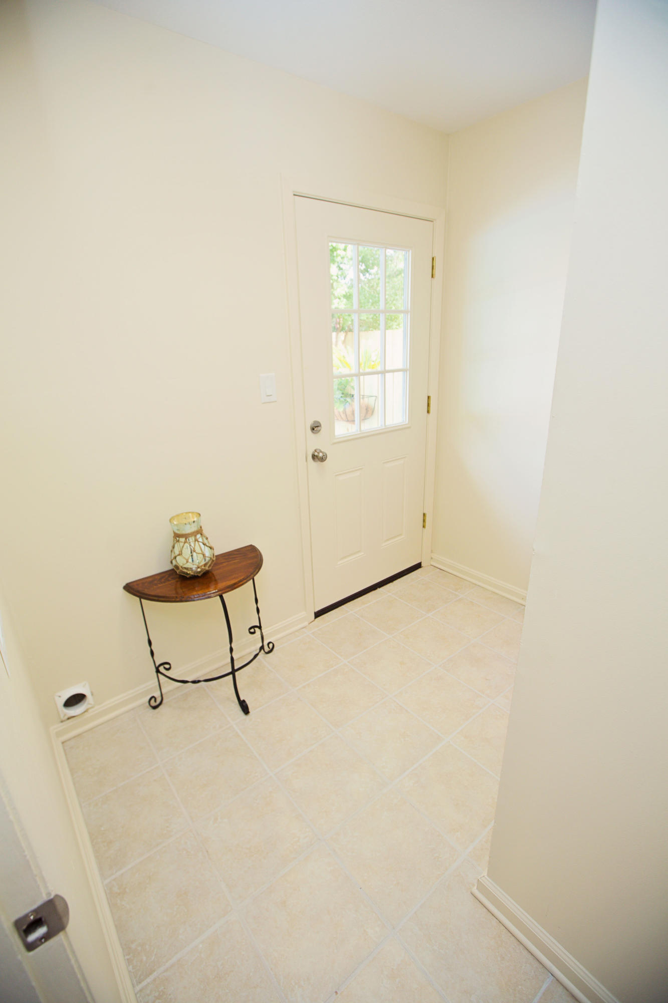 COMMODORE PLACE - Residential