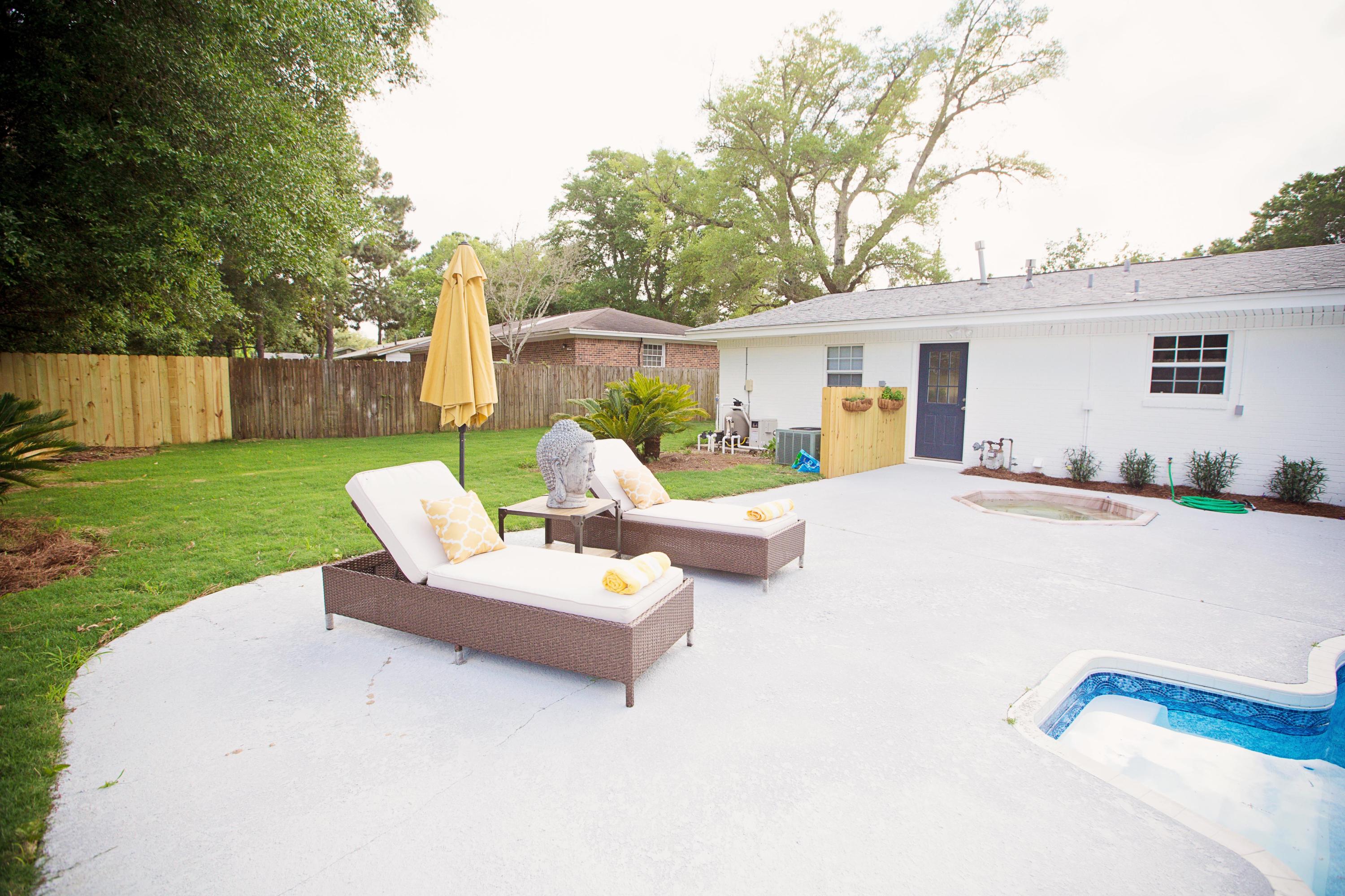 COMMODORE PLACE - Residential