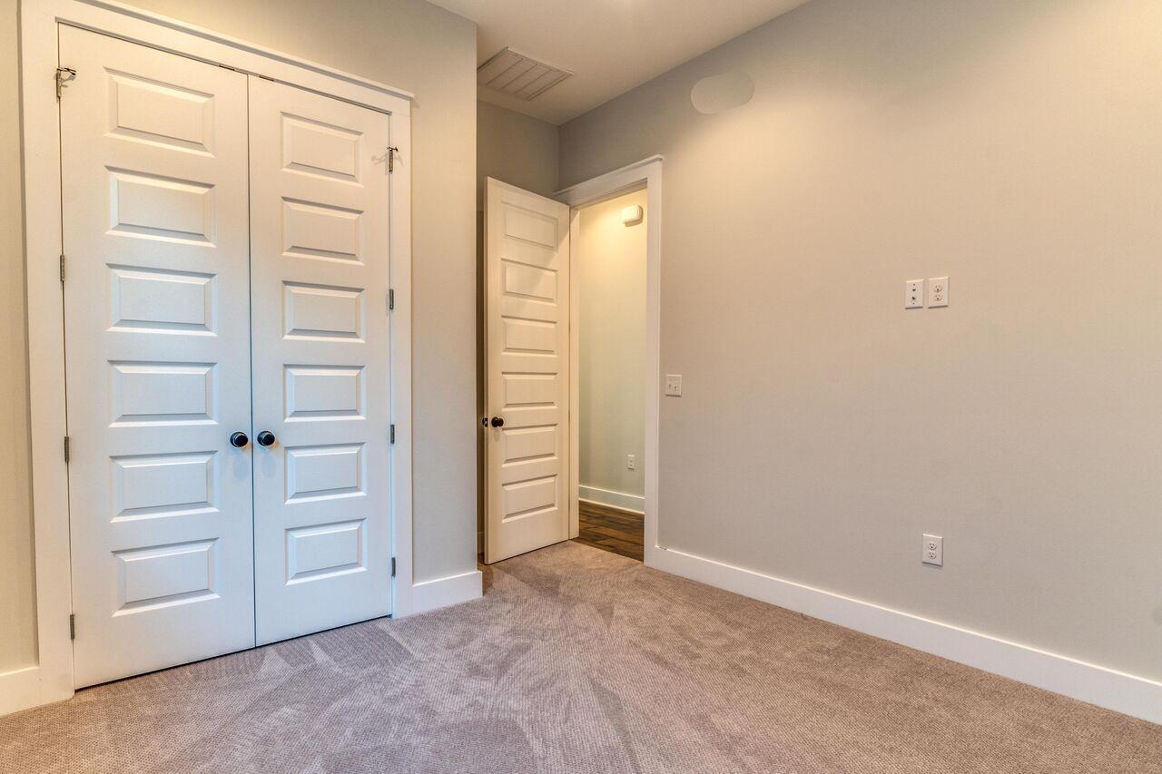 Deer Moss Creek - Residential