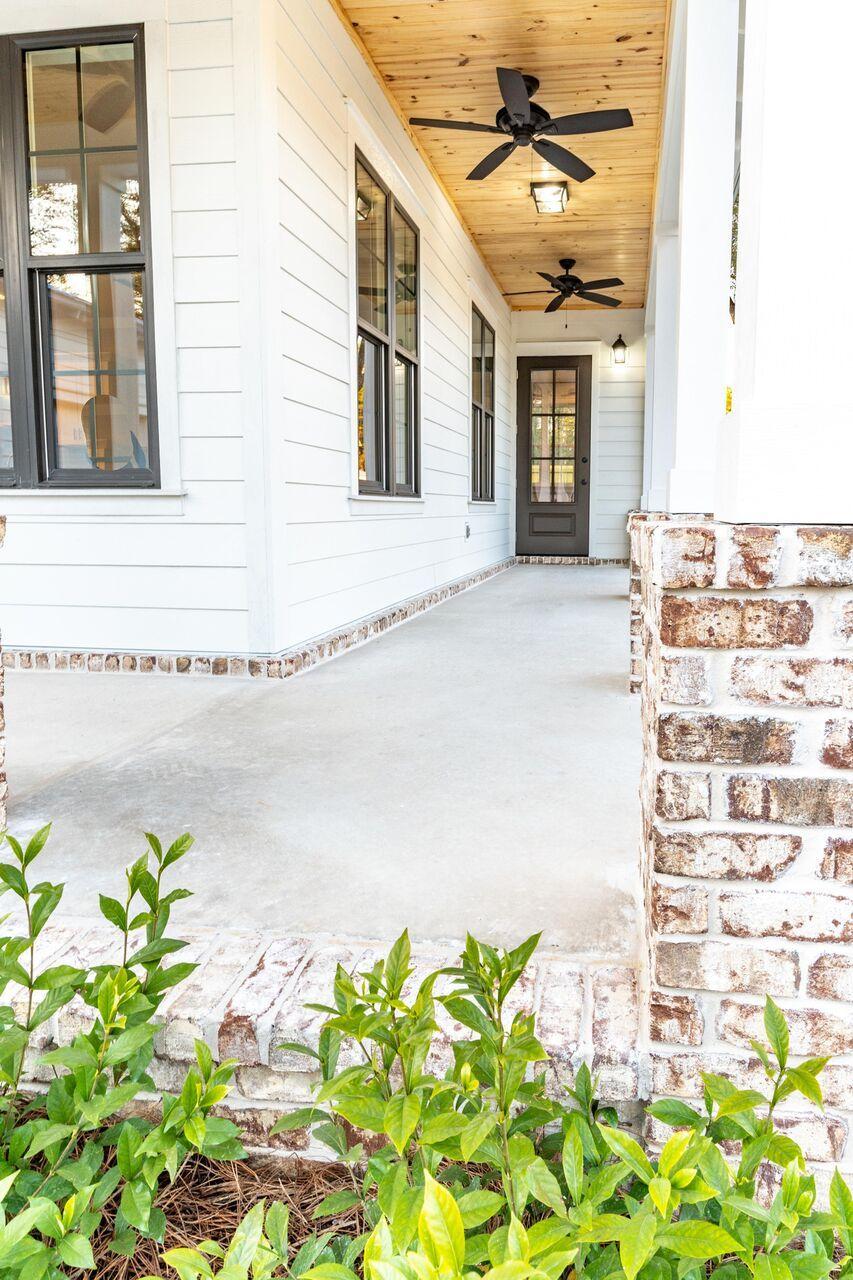 Deer Moss Creek - Residential